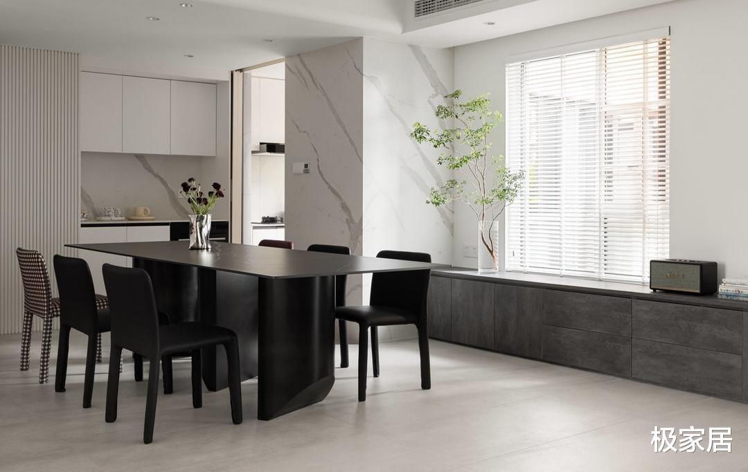 143平的简约房，空间堪比300平，宽敞到客人都表示羡慕