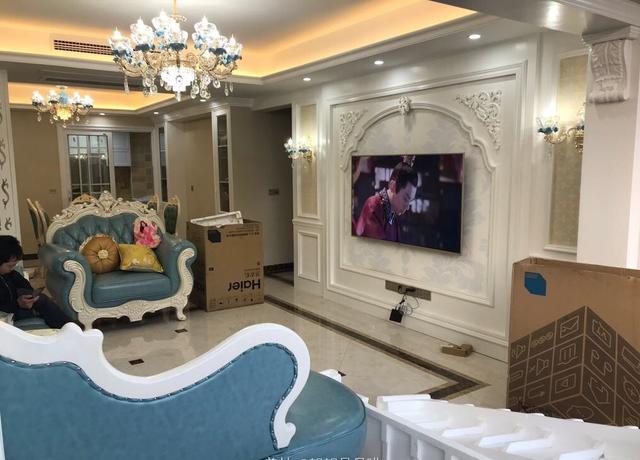 家具正在搬进的欧式风新家，整体效果超大气温馨，忍不住想搬进来