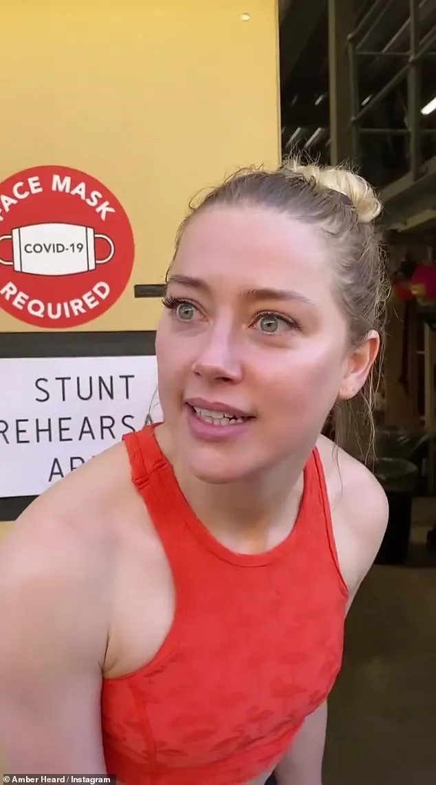 约翰尼·德普|德普叔前妻现身巴黎:吃香蕉的女人没前途!网友:滚!