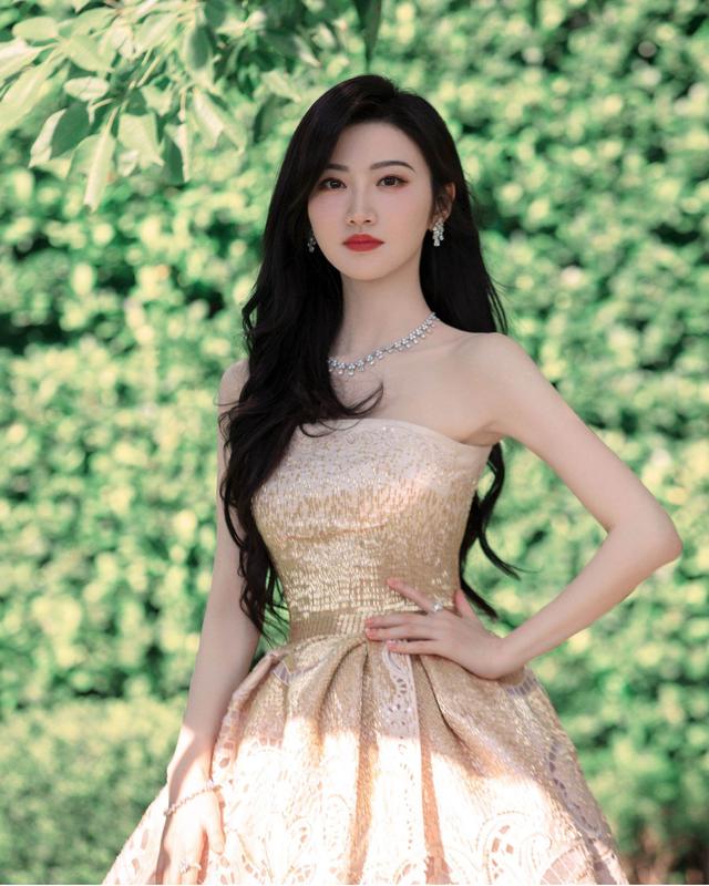 景甜|看到她这张脸，我就知道未来的“偶像剧”有希望了