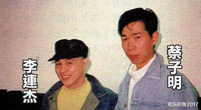 李连杰|躲进酒店1年不敢出门，李连杰无奈投靠向氏，是忘恩负义还是惨遭报复？