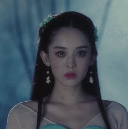 古力娜扎|她曾拒绝周星驰的邀请，却选择了胡歌，但没想到“唐人”无力捧她