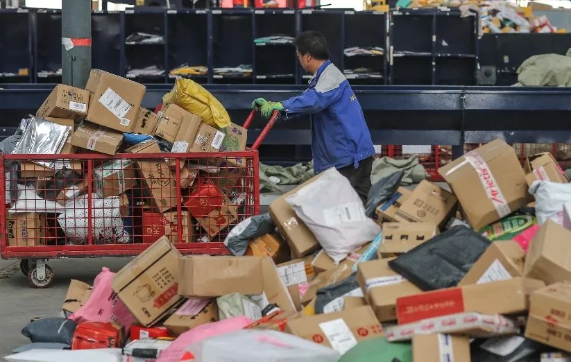 小米汽车|那些旁观双十一的商家，为何不再向往“狂欢”？