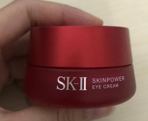 茗姐时尚日记|真该早点用这些护肤品 有效改善我的黑头和毛孔粗大