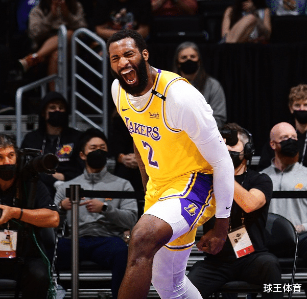 湖人队|75+20+13，湖人新三巨头打疯！不愧是史上最强的西部第七