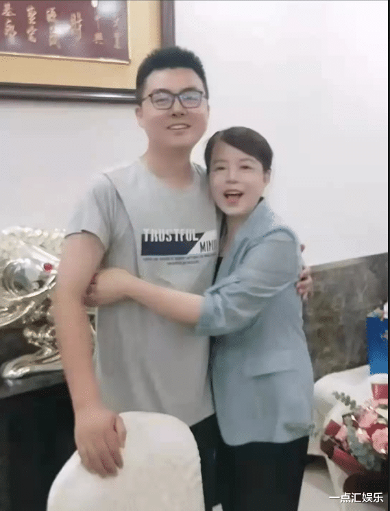 许敏|大反转！秋水主播称许妈私下接受捐款，怒怼其欺骗普通网民