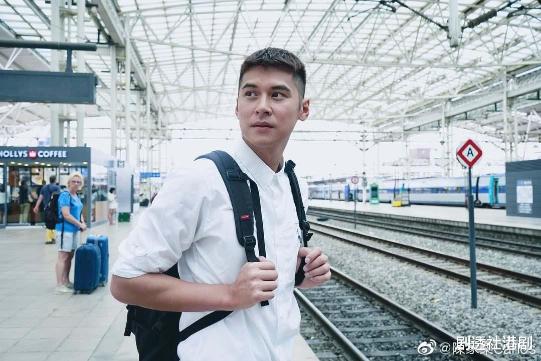 陈家乐|男神无奈！英皇力捧小生陈家乐凑B被嫌弃，小家伙哭到停不下来