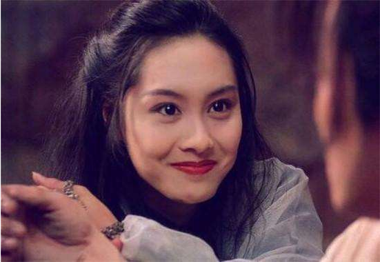 许仙|她才是导演一眼相中的许仙，却嫌片酬太少拒演，如今的她怎么样了