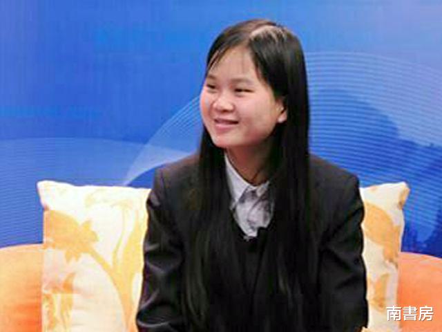 女孩|“专科女孩”曹晓洁，高考成绩385分，没毕业被3家跨国企业抢着要