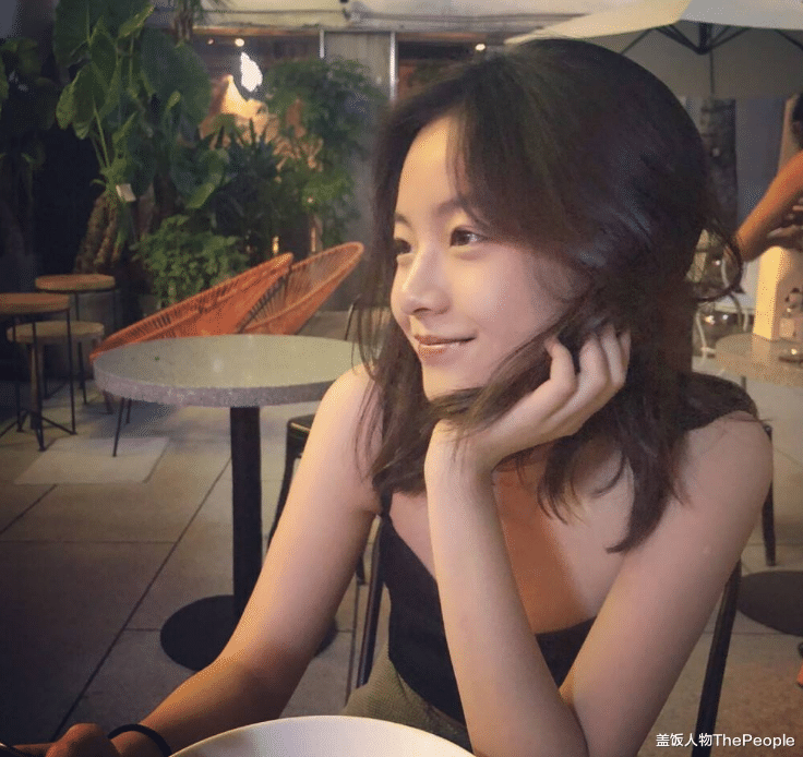 李庚希|同是“亡国公主”，刘诗诗娇弱、李沁疯魔，李庚希却演成了傻白甜