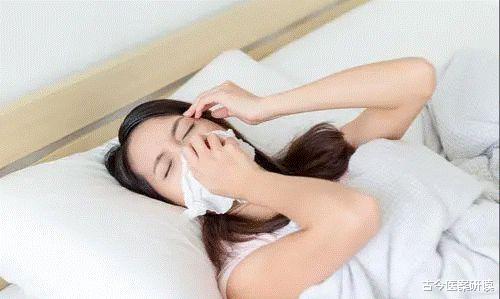 失眠|失眠与死亡的关系已发现？证实：50岁以后，这样睡觉才长寿