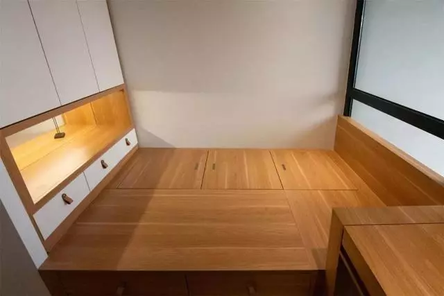 89㎡两室改三室,客厅不买沙发,舍弃电视墙,围合卡座超实用