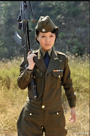 LIDADA的梦想 程愫与傅程鹏相爱20年被离婚：共苦容易，同甘难，别拿青春赌男人