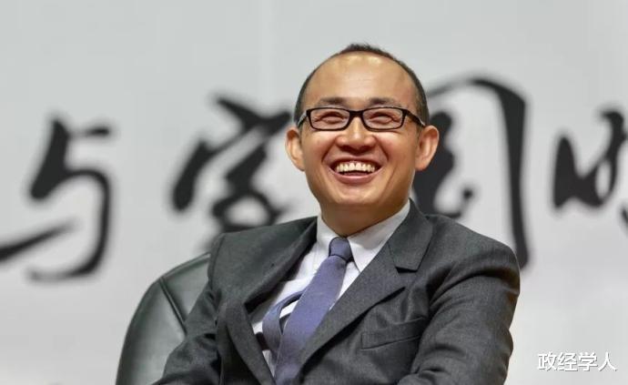 王健林|王健林王者归来！套现600亿，逃离房地产4年后，成了最被羡慕的人