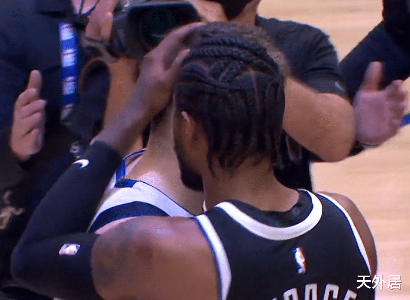 达米恩·利拉德|3场40+！利拉德之后，季后赛又一人昂首离开，乔治上前安慰他