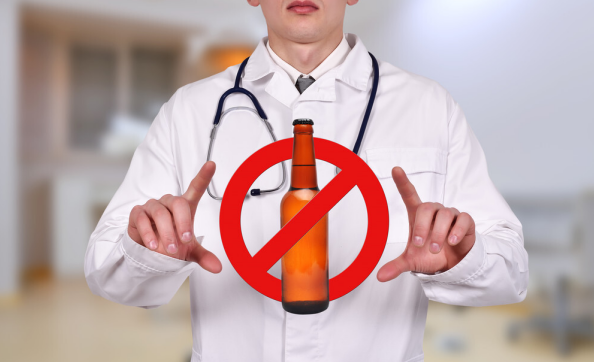 尿酸|痛风的“凶手”找到了,不是海鲜配啤酒,做好三件事,尿酸轻松降下来