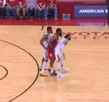 篮网队|单节19分，连进5个三分都没用！尼玛，绝望啊！