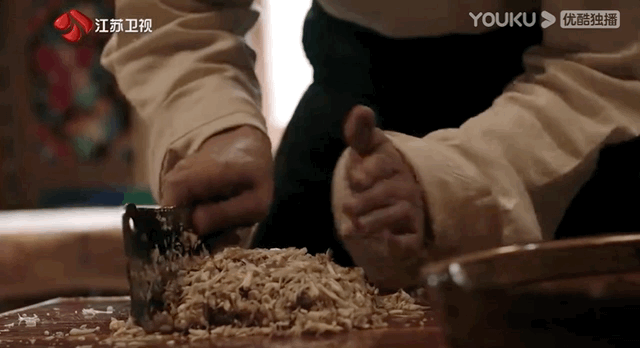 谢霆锋|谢霆锋丁真被全网磕疯,我却只看到两个自由的灵魂