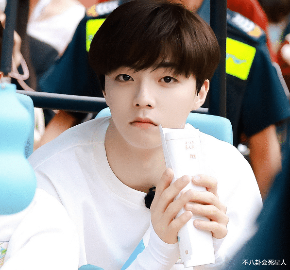 古装剧|选秀爱豆演古装有多灾难？头歪嘴厚脸变形，跟观众总是互相伤害！