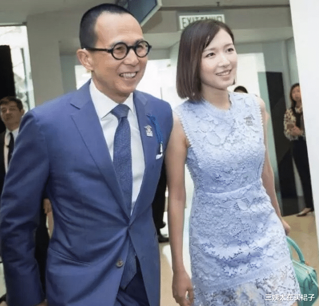 三姨太在买裙子 未婚先孕，惨遭豪门退货？替豪门生子从来只是她的起点