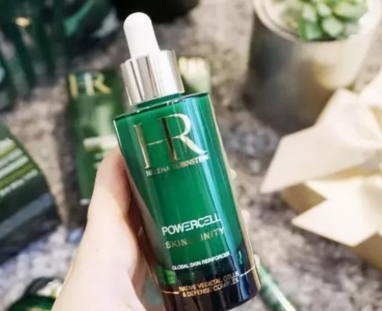 这些精华液有效改善肤色暗沉提亮肤色,每一寸肌肤皆为温润如玉