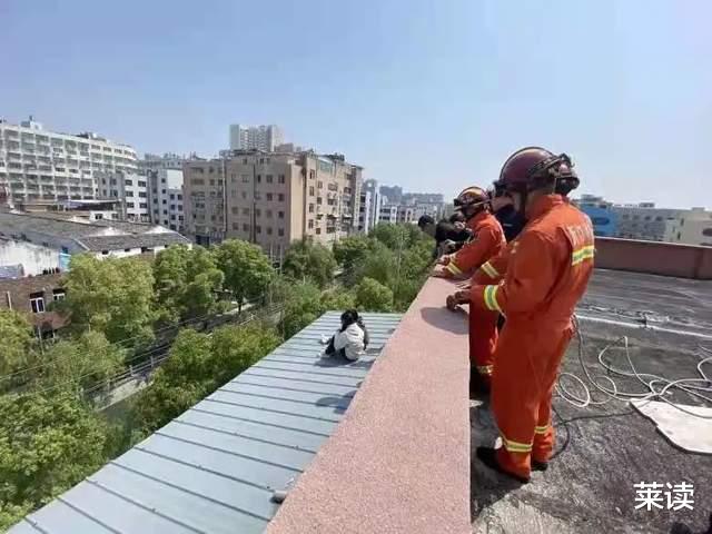 女孩 两名女孩相约跳楼：父母爽约是孩子的最后一根稻草！