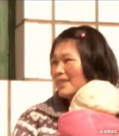 纸鸢情感屋 大姑子上门劝说，妻子执意生下来路不明的小孩，如今生父不知所踪
