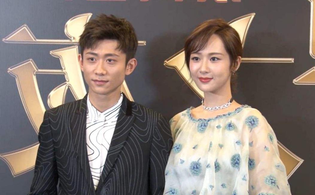 杨紫|张一山和杨紫青梅竹马，亲昵而不亲密，生日送祝福：爱你如初雪