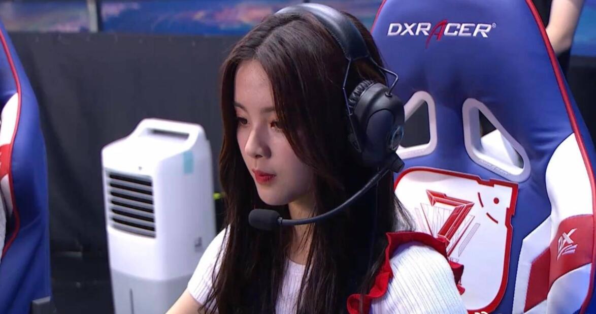 袁娅维|乐坛网瘾少女，带着崩坏3登上歌手总决赛，1年唱3首游戏主题曲