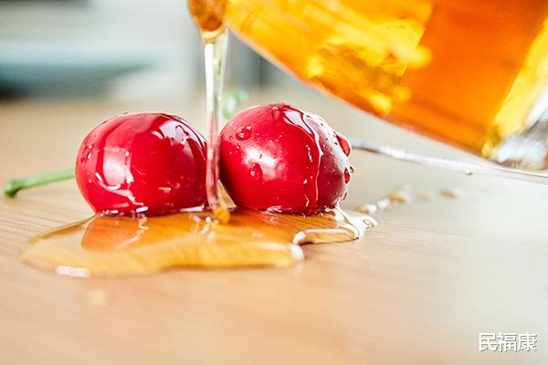 更年期|更年期前后,女性手指僵硬疼痛怎么办?更年期保养诀窍,请收好