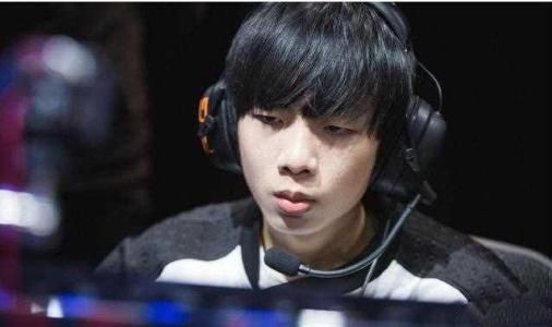 lpl|英雄联盟:盘点S11赛季LPL赛区令人敬佩的职业选手,smlz上榜