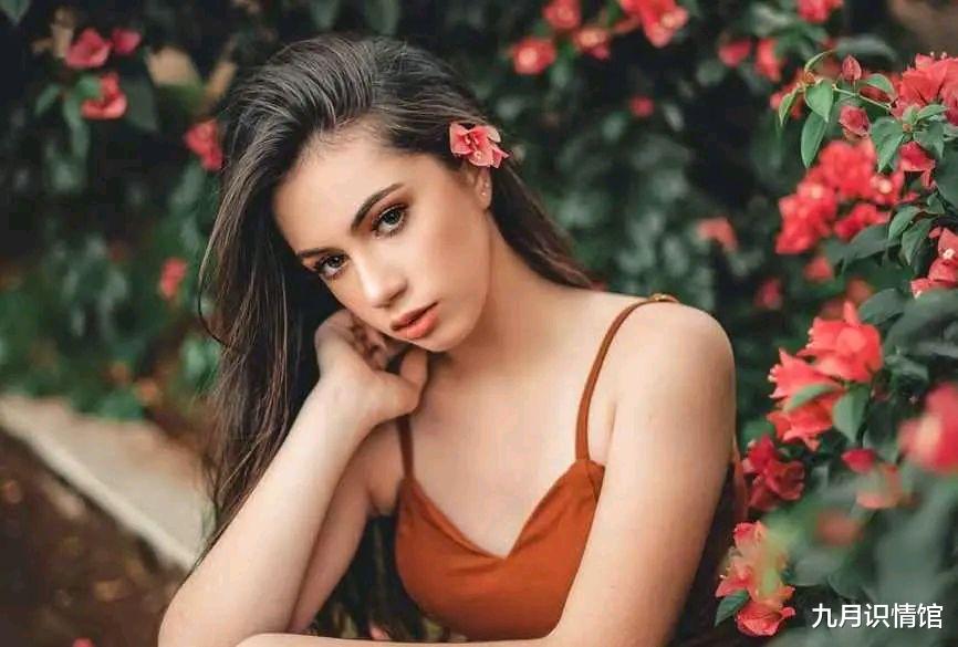 九月识情馆|在睡觉前，男人在这两个方面对你毫无兴趣，说明了一点