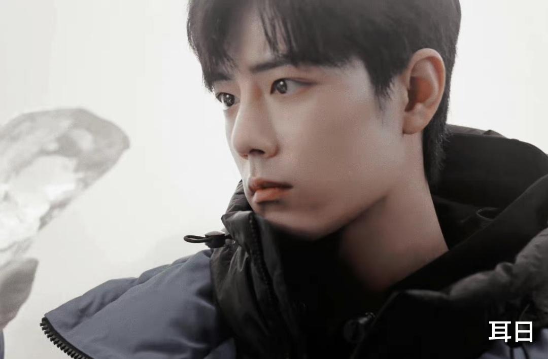 |肖战话剧新场次倒计时，官宣取消非延期，原因有二，是感伤也庆幸