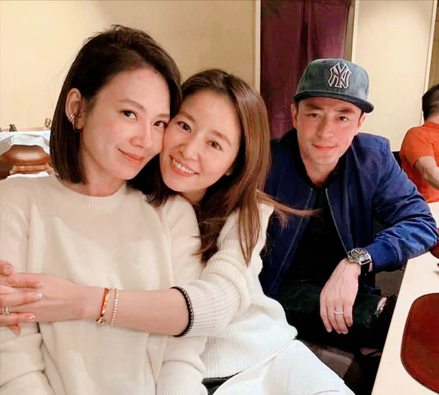 梓琪育儿说|45岁林心如哭了:女儿小海豚亲自下厨做饭,霍建华疑成居家暖男