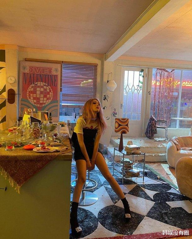 somi|“人间芭比”Somi全昭弥晒MV拍摄花絮：172cm、49KG的优越身材