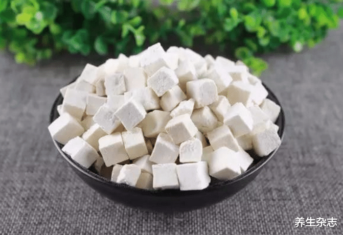 痛风|男人出现3种症状，肾脏或已“烂成筛子”，若占其一，趁早检查