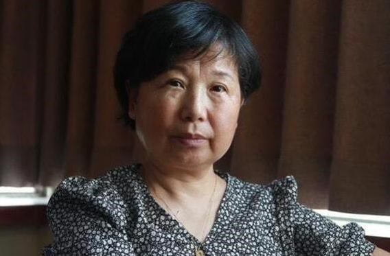 清浅微笑的我|杜新枝2个亲弟弟和她唱反调：郭威小时候过的苦，怀姚策前有乙肝