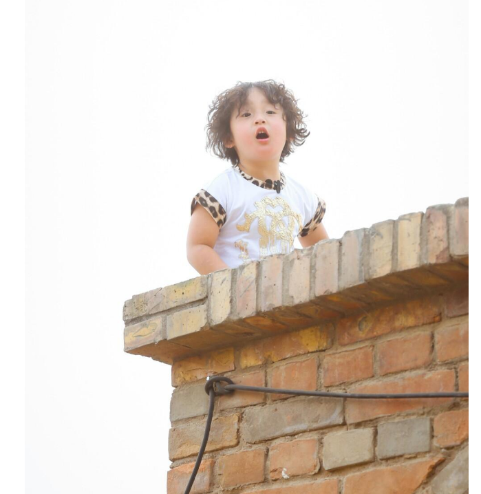 爸爸去哪儿|谁还记得《爸爸去哪儿》轩轩？瘦身成功后帅到不敢认，现在成这样