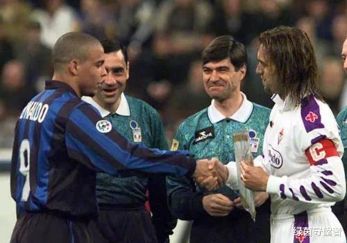 武大靖|暴力美學(xué)！魔獸？戰(zhàn)神？他和巴蒂斯圖塔，誰(shuí)的足壇歷史地位更高？