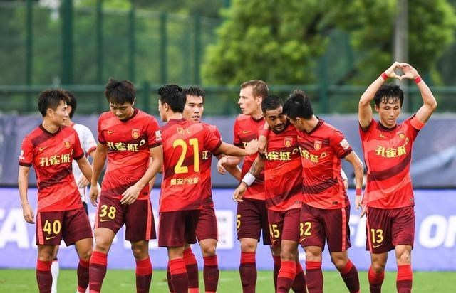 嘟小薯 山东泰山队外租前锋想重返J联赛!旧主希望浙江队外援穆谢奎回归