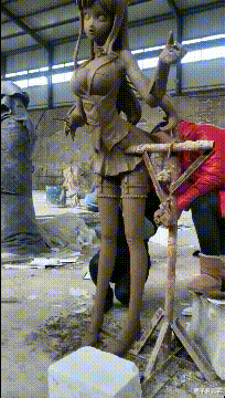  “穷到去合租，没想到居然匹配到了两个女生“