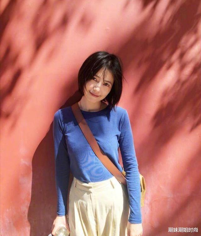 短发|高圆圆吊带配A版小短裙，潮流又甜美，搭配短发清纯又可爱