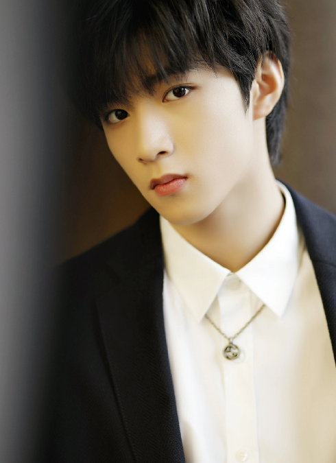 周深|男歌手影响力榜又变动：华晨宇掉出前十，周深第4，榜首让人意外