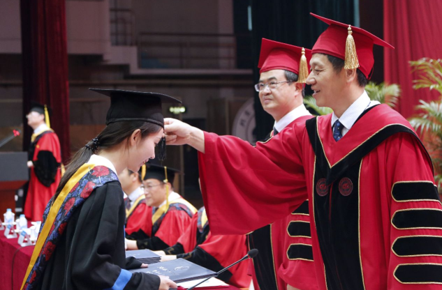 考研|“抱歉,我们只看第一学历”,985硕士面试被拒,考研无用了?