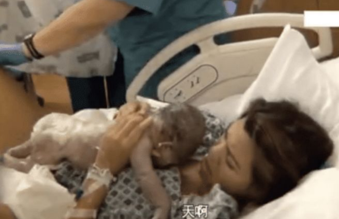 卡戴珊|有种“女人”叫卡戴珊，网上直播生孩子，自己用手往外拽