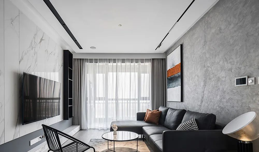 经典黑白灰+LDK一体化，她家完美诠释了什么是极简的魅力！