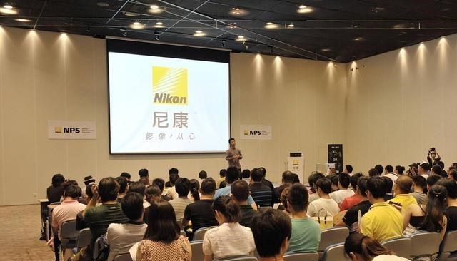 尼康|这一百年日企衰退了！亏损500多亿，销量下降90%，还在硬撑着？