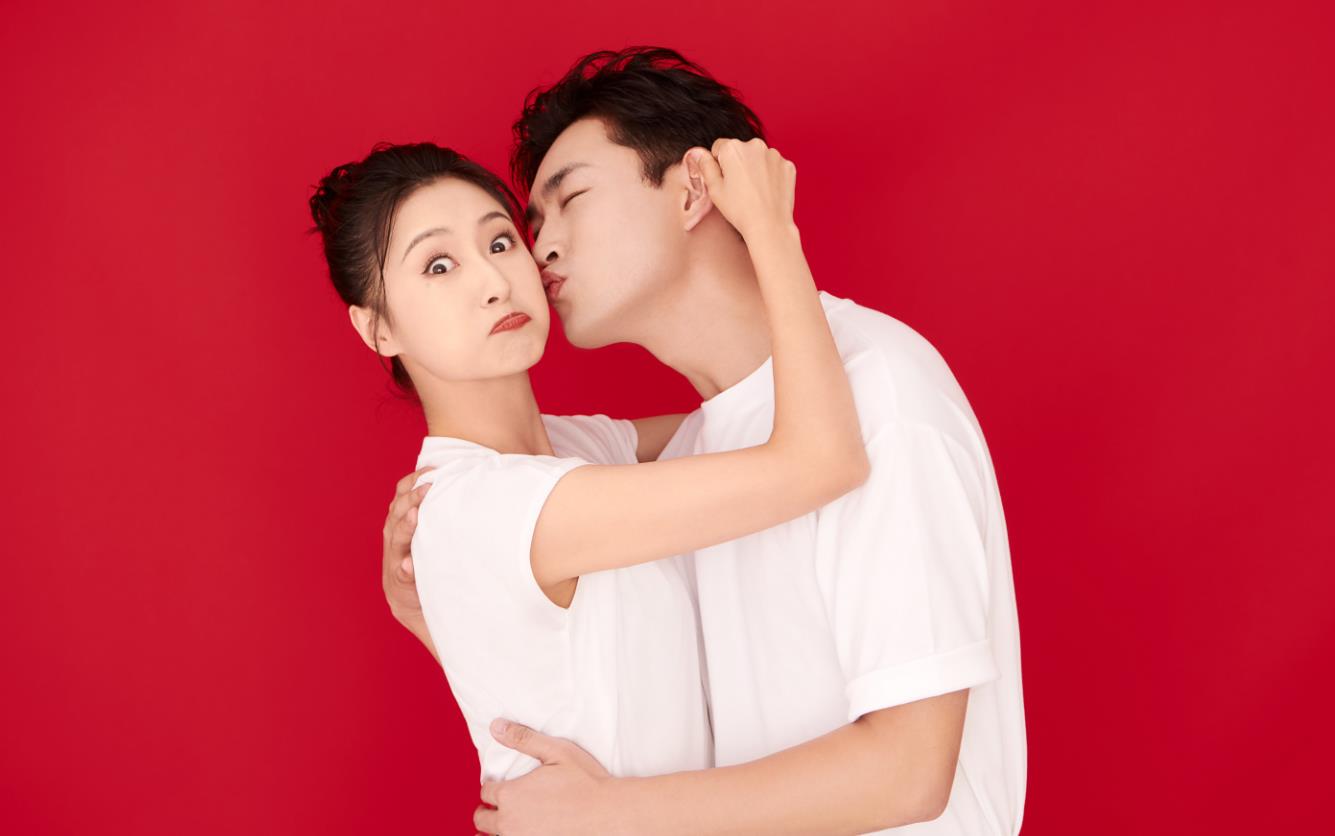 赵丽颖|520赢家不是结婚的王彦霖，秀恩爱的王子文，而是秀单身的赵丽颖