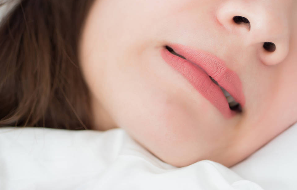 肝癌|肝癌上门,睡眠先知!医生:不论男女,睡眠有2异常,或是肝在“求救”