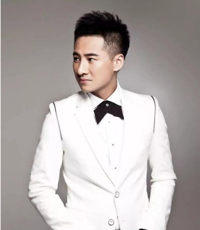 金星|一个被名字耽误的歌手，金星曾劝其改名，如今沦为服务生